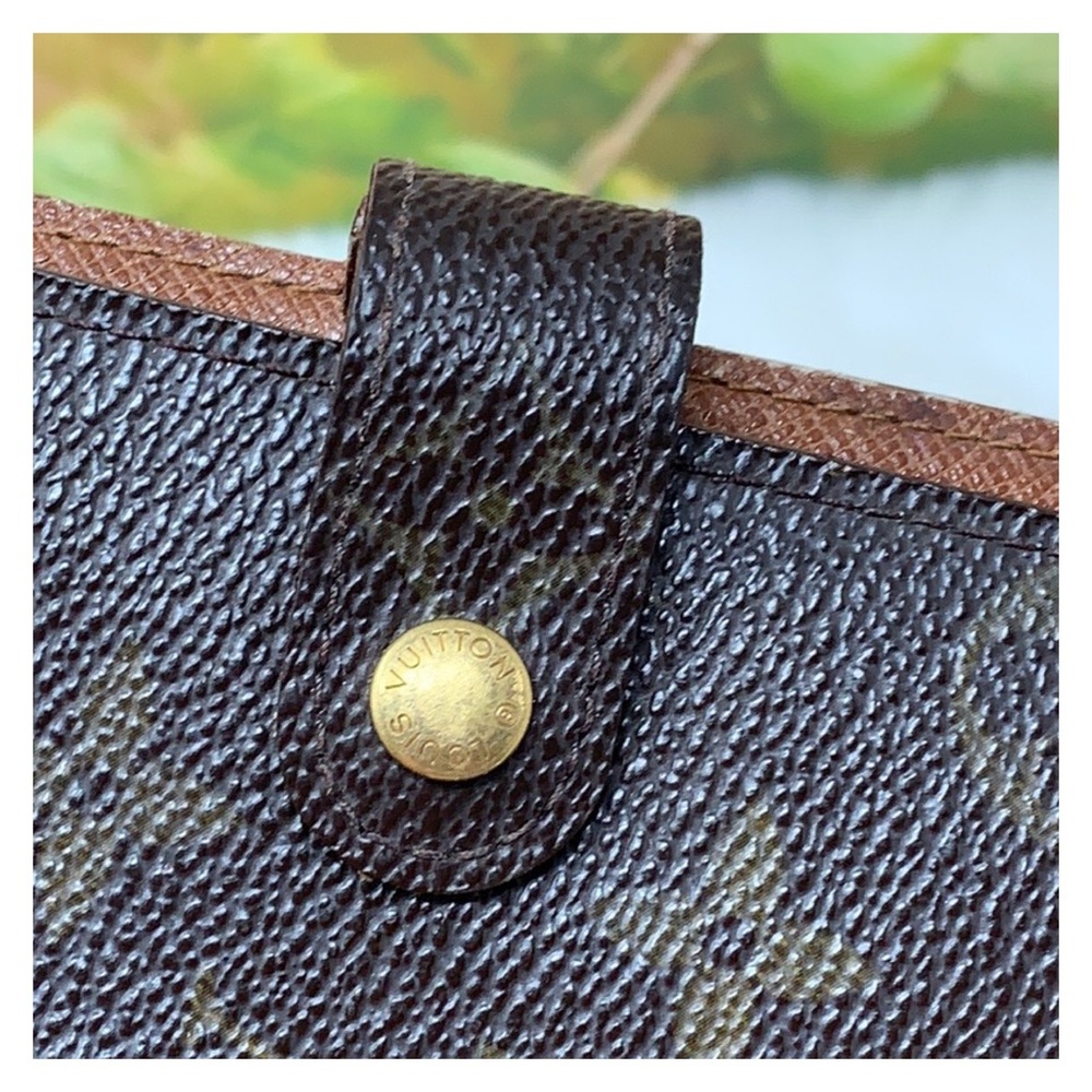 Authentic Louis Vuitton Agendar Wallet - Picture 7 of 11